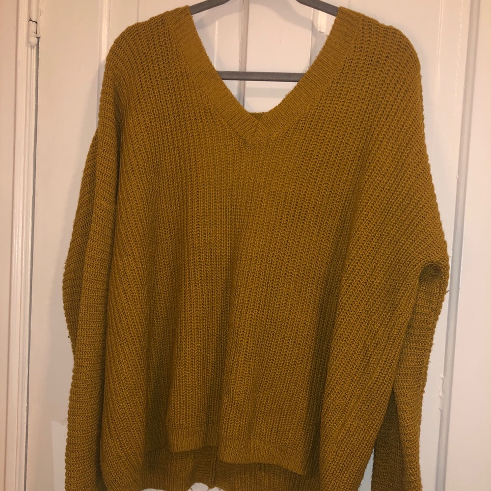 Forever 21 open back oversized sweater